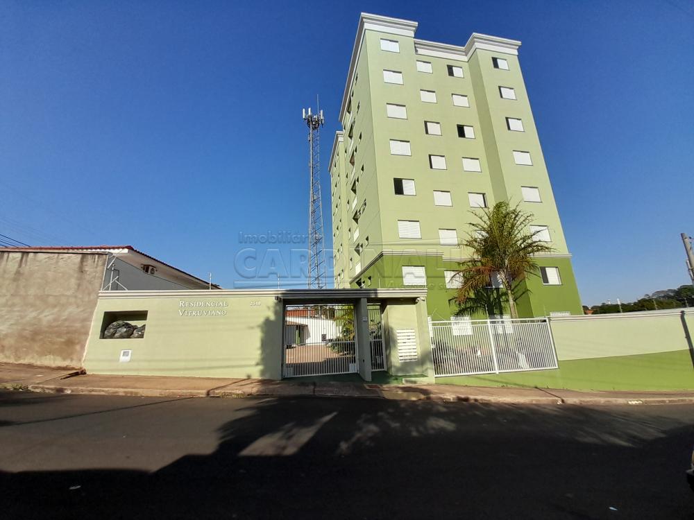 Apartamento / Padrão em São Carlos Alugar por R$1.167,00