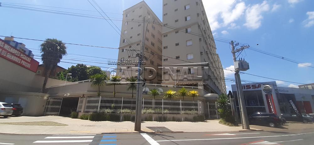 Apartamento / Padrão em São Carlos Alugar por R$1.834,00