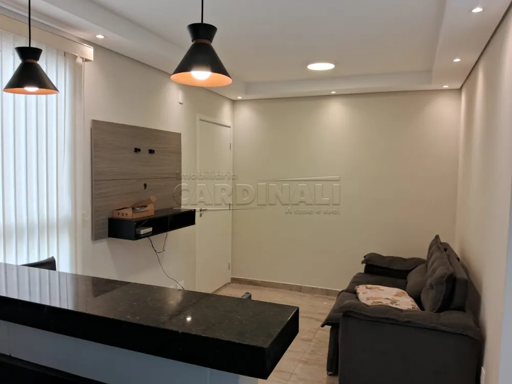 Apartamento / Padrão em Araraquara 