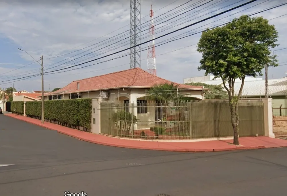 Casa / Padrão em Araraquara 