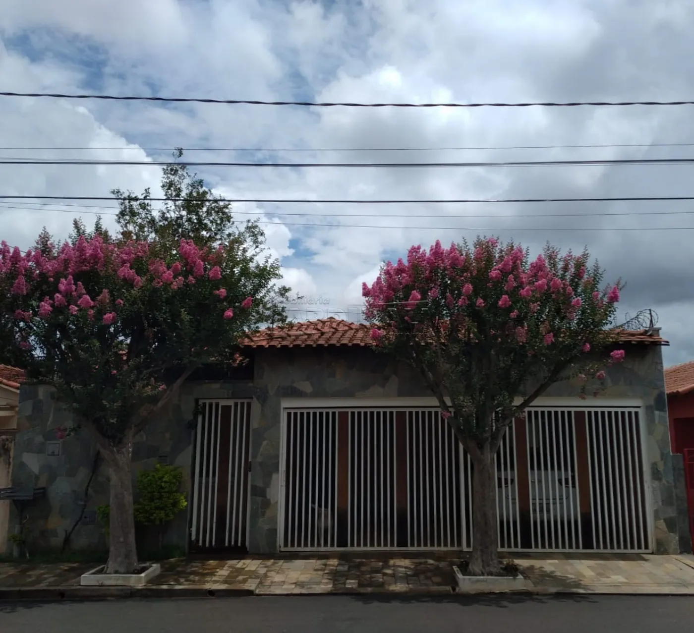 Casa / Padrão em São Carlos 