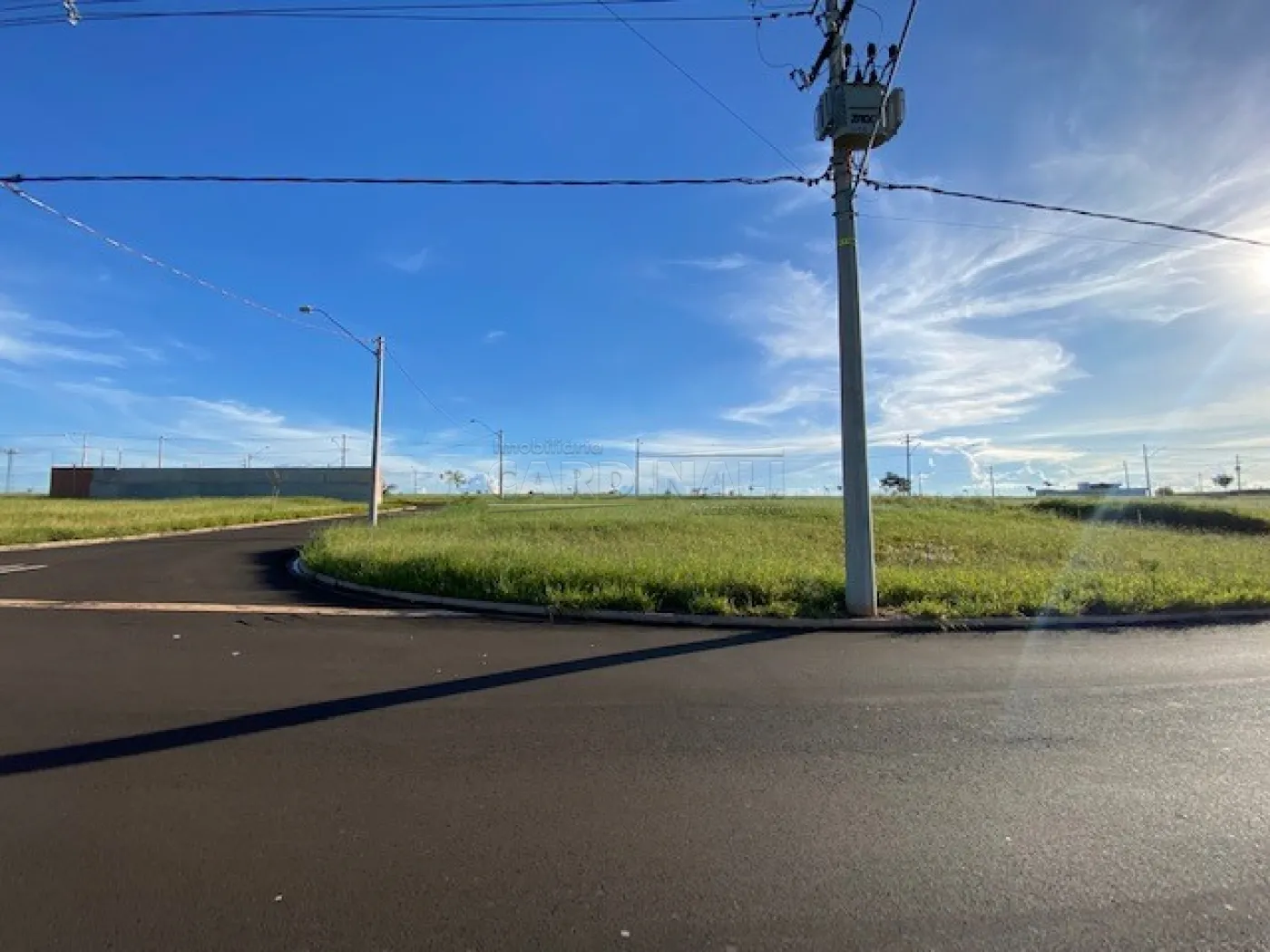 Terreno / Padrão em São Carlos 