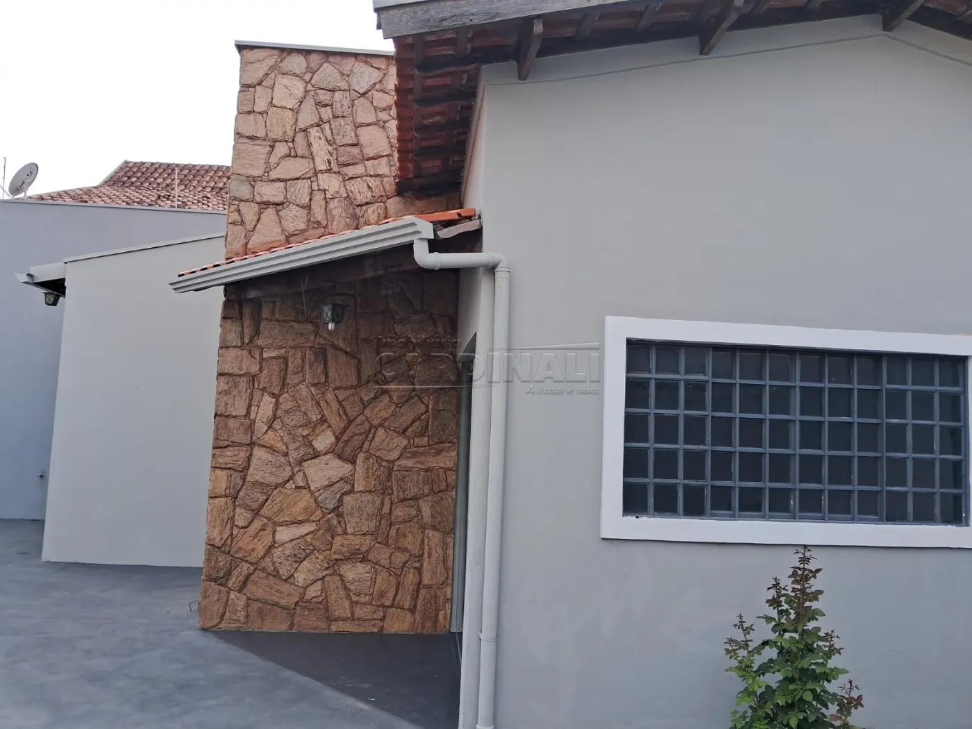 Casa / Padrão em Araraquara Alugar por R$1.500,00