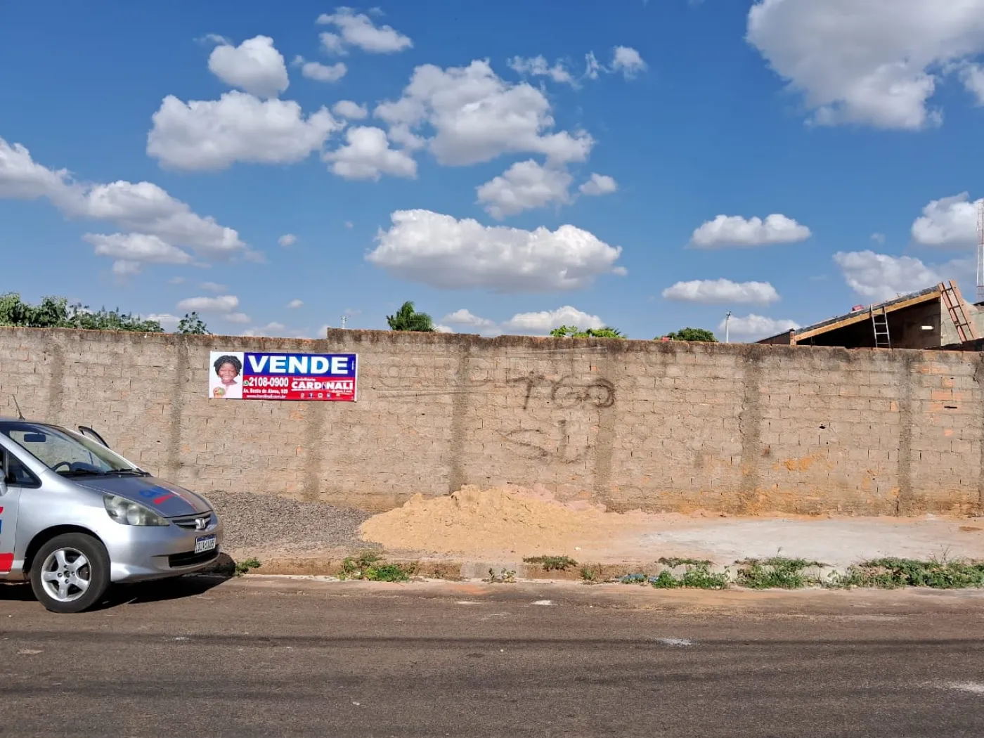 Terreno / Padrão em Araraquara 