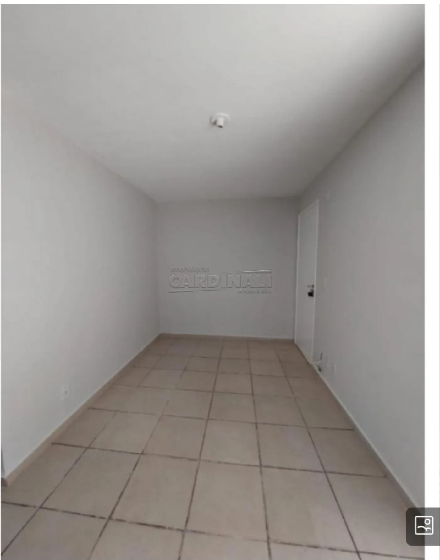 Apartamento / Padrão em São Carlos 