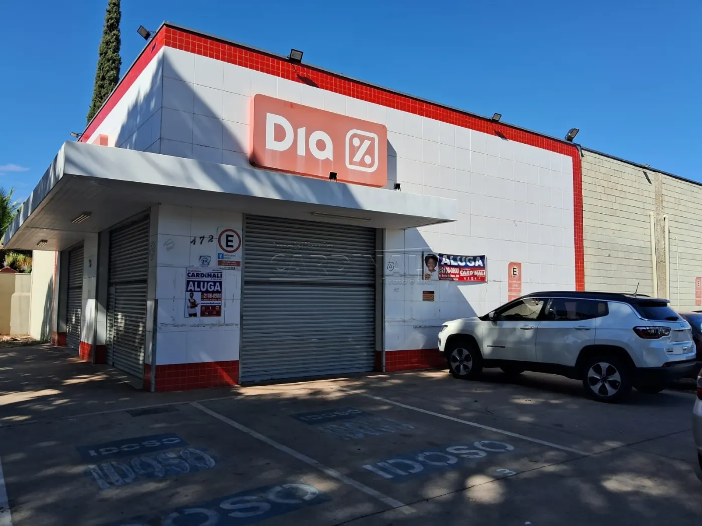 Comercial / Salão em Araraquara Alugar por R$50.000,00