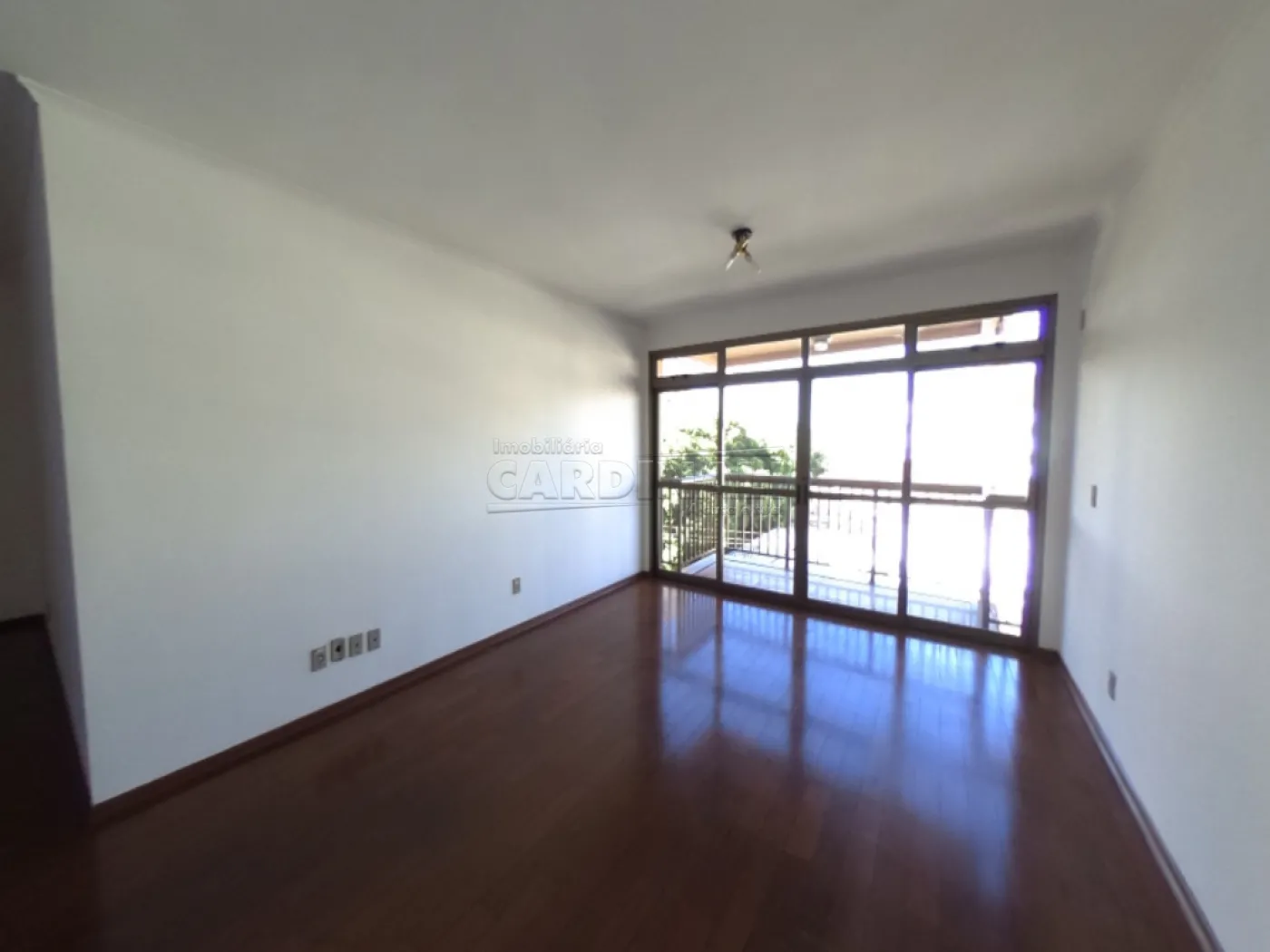 Apartamento / Padrão em Araraquara 