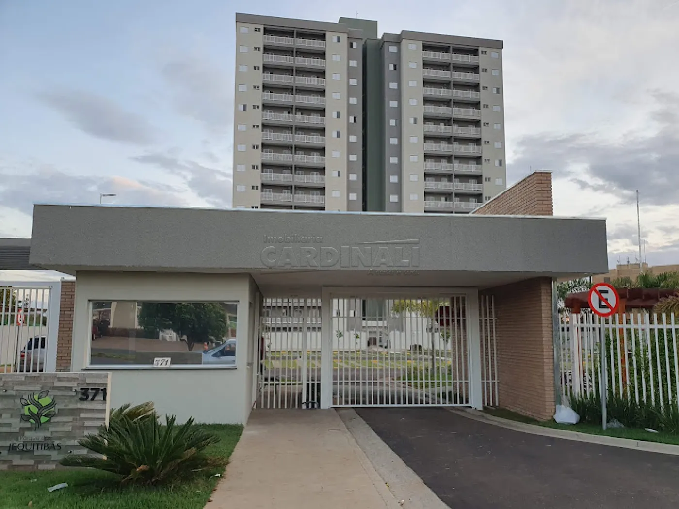 Apartamento / Padrão em Araraquara 