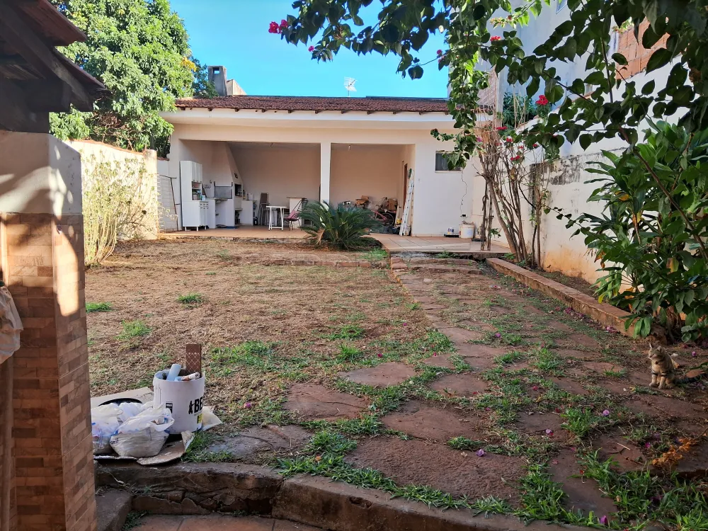 Casa / Padrão em Araraquara 