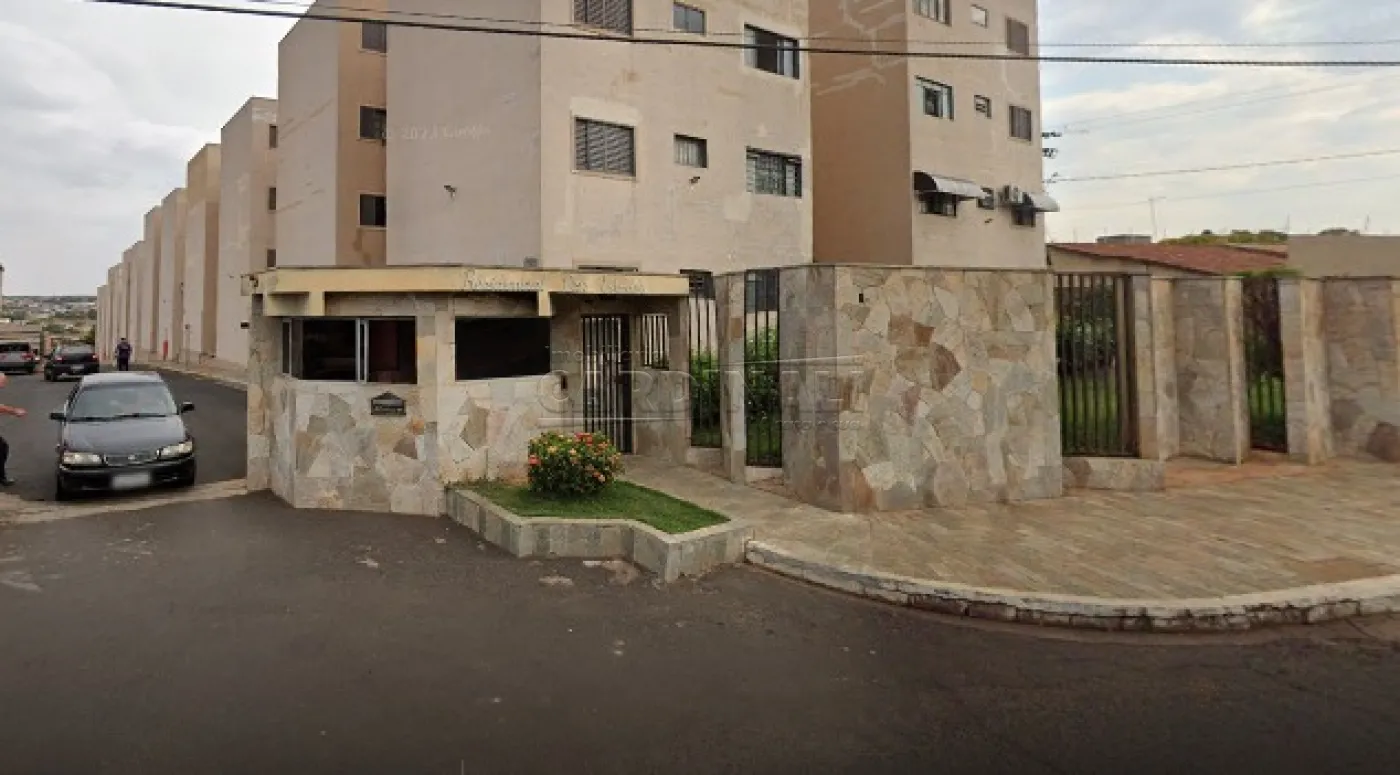 Apartamento / Padrão em Araraquara Alugar por R$800,00