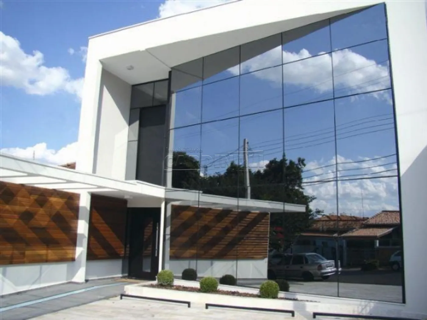 Comercial / Ponto Comercial em Campinas Alugar por R$19.500,00