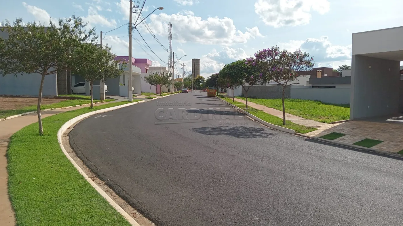 Terreno / Condomínio em São Carlos 