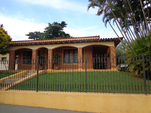 Sao Carlos Jardim Nova Santa Paula Casa Locacao R$ 10.500,00 4 Dormitorios 6 Vagas Area do terreno 360.00m2 Area construida 1100.00m2
