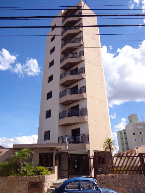 Alugar Apartamento / Duplex em São Carlos. apenas R$ 5.556,00