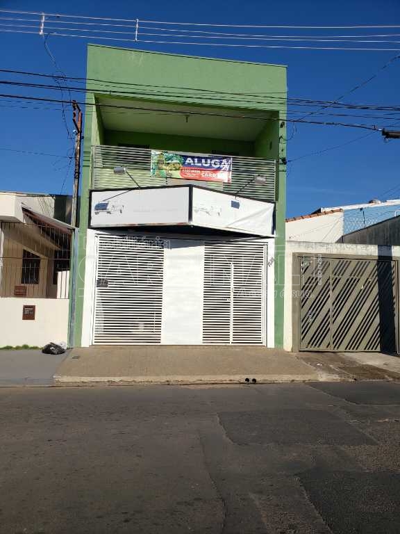 Alugar Casa / Sobrado em São Carlos. apenas R$ 1.445,00