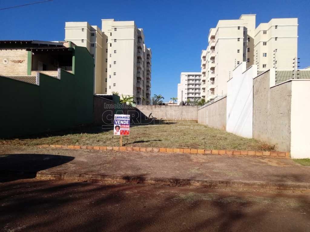 Alugar Terreno / Padrão em Araraquara. apenas R$ 298.000,00