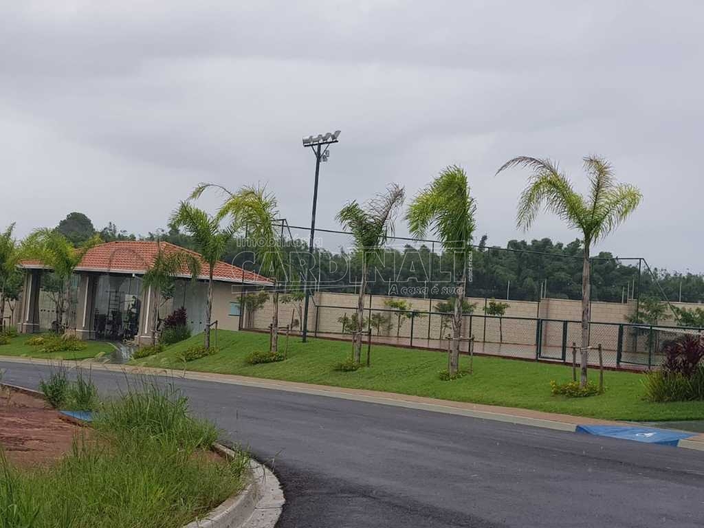 Alugar Terreno / Condomínio em Araraquara. apenas R$ 400.000,00