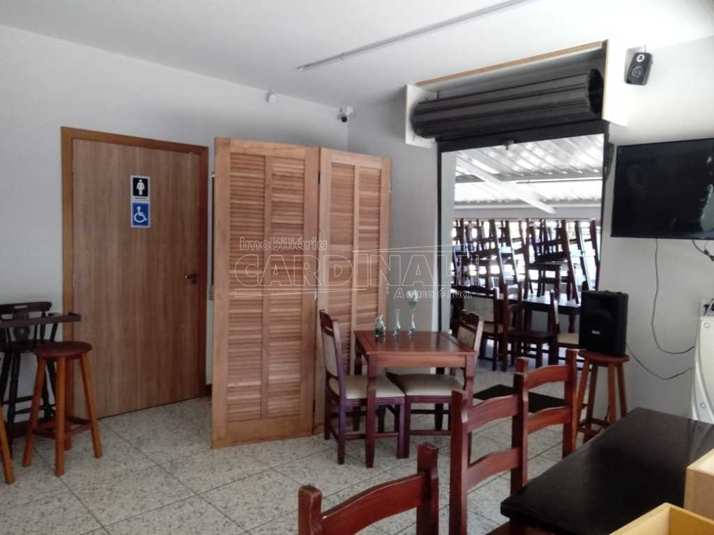 Alugar Comercial / Salão em Araraquara. apenas R$ 4.500,00