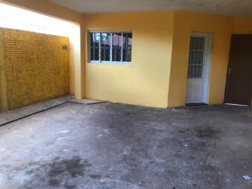 Alugar Casa / Padrão em Ibaté. apenas R$ 1.450,00