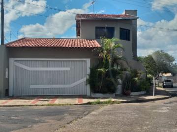 Alugar Casa / Sobrado em São Carlos. apenas R$ 905.000,00