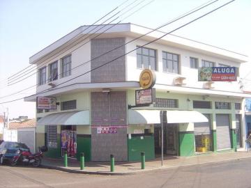Alugar Comercial / Sala sem Condomínio em São Carlos. apenas R$ 850,00