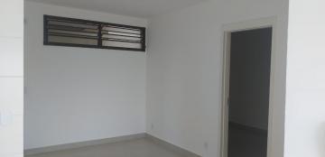 Alugar Apartamento / Padrão em Araraquara. apenas R$ 630,00