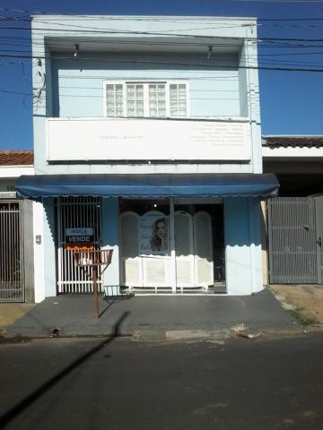 Alugar Casa / Sobrado em São Carlos. apenas R$ 350.000,00