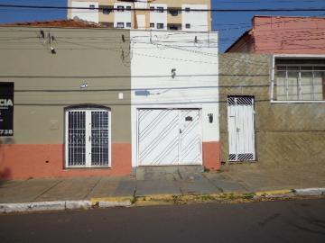 Alugar Casa / Padrão em São Carlos. apenas R$ 1.170.000,00