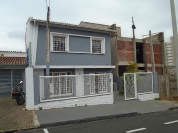 Alugar Casa / Sobrado em São Carlos. apenas R$ 2.778,00