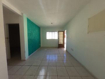 Alugar Apartamento / Padrão em São Carlos. apenas R$ 470,00