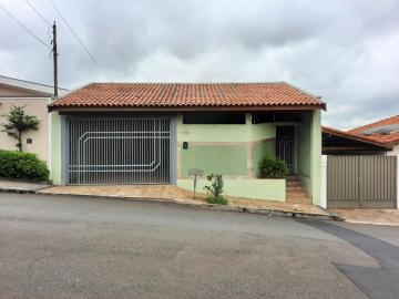 Alugar Casa / Padrão em São Carlos. apenas R$ 620.000,00