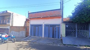 Alugar Casa / Padrão em São Carlos. apenas R$ 230.000,00