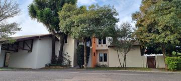 Alugar Casa / Padrão em São Carlos. apenas R$ 960.000,00