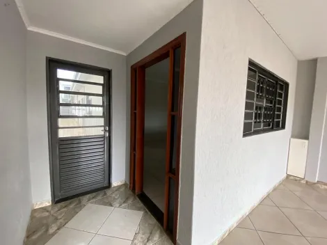 Alugar Casa / Padrão em São Carlos. apenas R$ 310.000,00